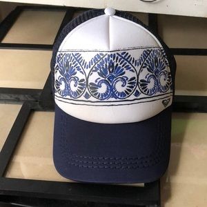 Roxy hat